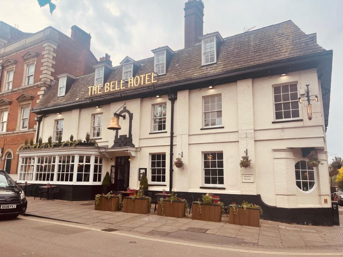 איילסברי The Bell Hotel Aylesbury מראה חיצוני תמונה